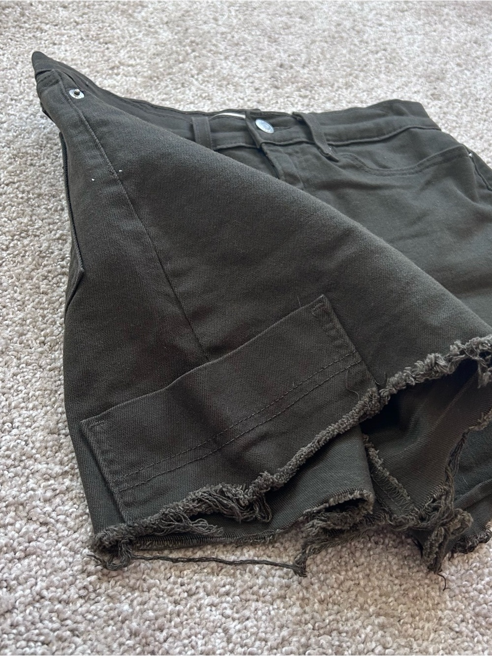 Signature by Levi Strauss Heritage High Rise Loose Straight Shorts Olive Green 4 - Picture 5 of 9